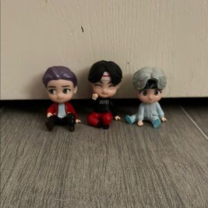BTS KPOP FIGURINES